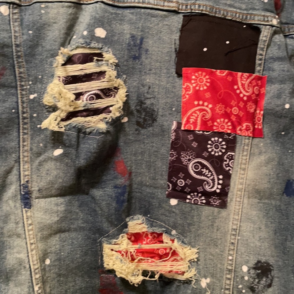 🔥SALE🔥Patchwork Bandanna Art Denim Jacket - Picture 7 of 10